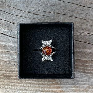 Sterling Silver Amber Crescent Moon Phase Witch Wiccan Goddess Ring .925